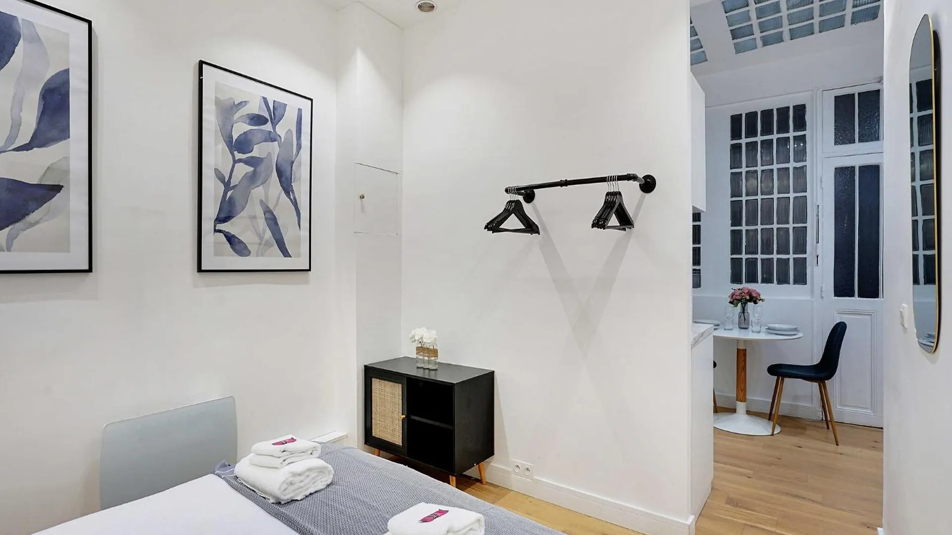 Apartment For 4 People In Bastille Parigi